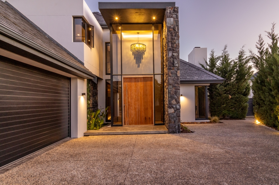 5 Bedroom Property for Sale in Pearl Valley at Val de Vie Western Cape